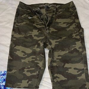 American Eagle Camo Hi Rise Jeggings - SIZE 10 XS